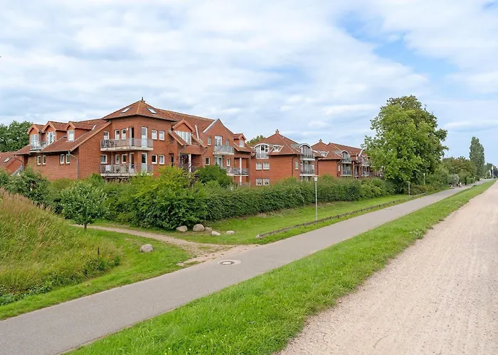 Kaiserhof 42-44 Duenenrose *