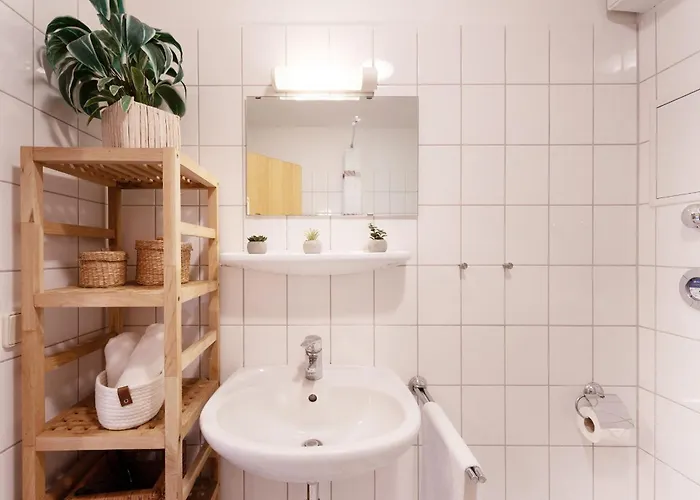 Kaiserhof 42-44 Duenenrose